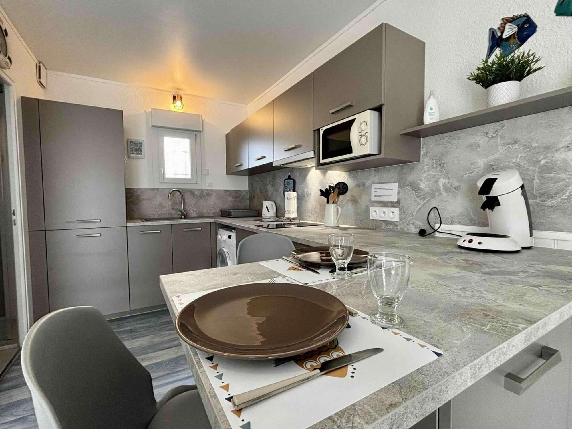 Studio Charmant A La Cotiniere Proche Plages Et Commerces, Terrasse Privee, Parking Inclus - Fr-1-246A-291 แซ็ง ปิแอร์ ดิ โอเลรอง ภายนอก รูปภาพ